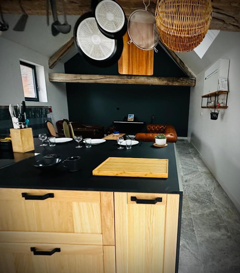 La Vie En Grange, La Loire Et Les Chateaux Dhuizon Extérieur photo